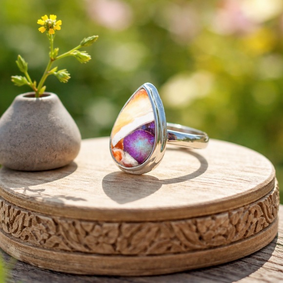 Spiny Oyster Purple Turquoise Ring - Picture 3 of 13